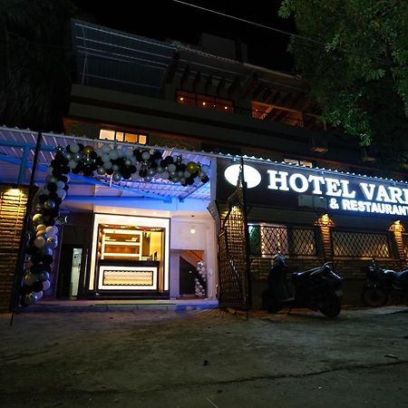 סילבאסה Hotel Vardhan מראה חיצוני תמונה